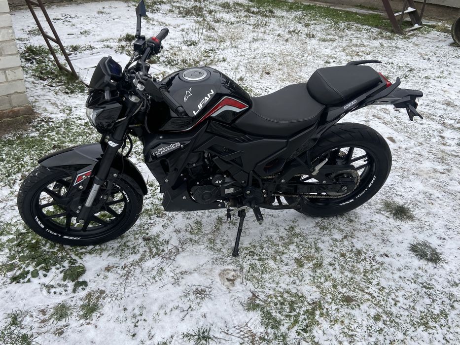 Продам lifan sr220