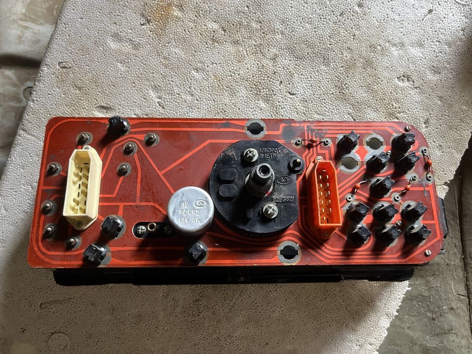 Панель приладів Ваз 2108 09 099 низька панель Все працює