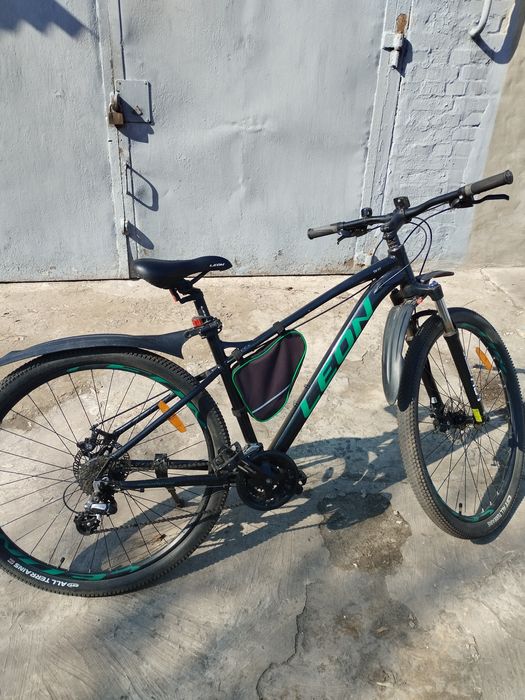 Велосипед Leon tn 90 в нормальному стані що поміняв втулки та поставив