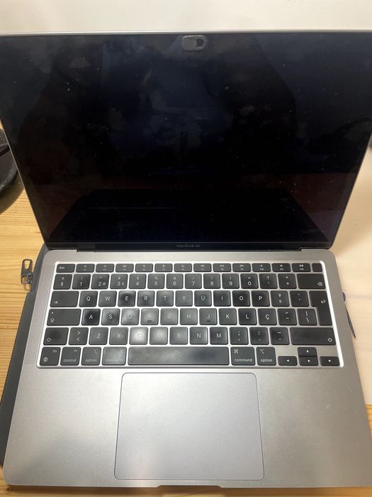 MacBook Air M1 2020 | 8GB RAM | 256GB | Bom Estado64284527201411123