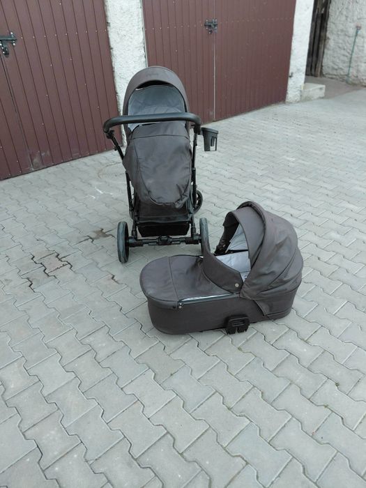 Sprzedam  wózek  4w1