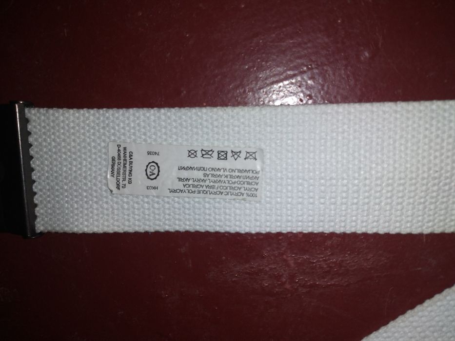 продам, Noname c пряжкой-застежкой