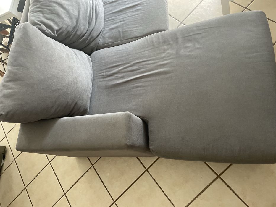 Sofá cinzento da conforama