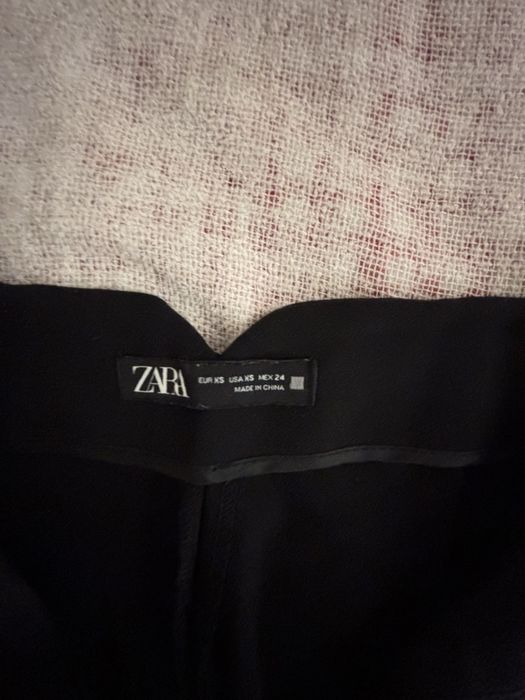 Czarne wysoki stan spodnie zara