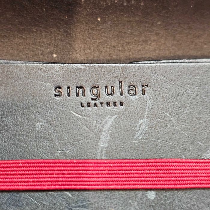 Carteira Singular Leather Wallet