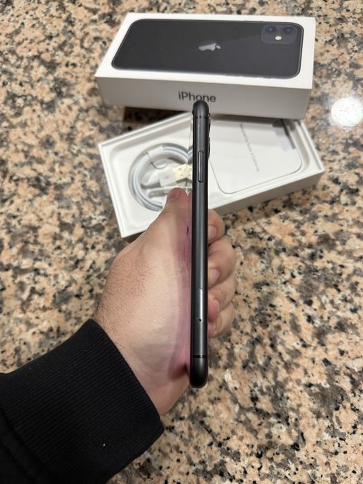 iPhone 11 Black 128Gb