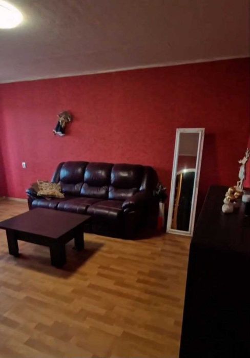 Продам гарну  4 кім.квартиру  в Дергачах  по вул.Садовій, Є-Сертифікат