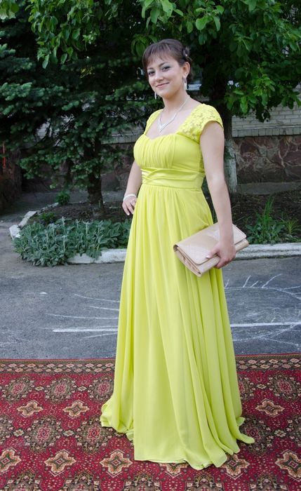 Випускне плаття,