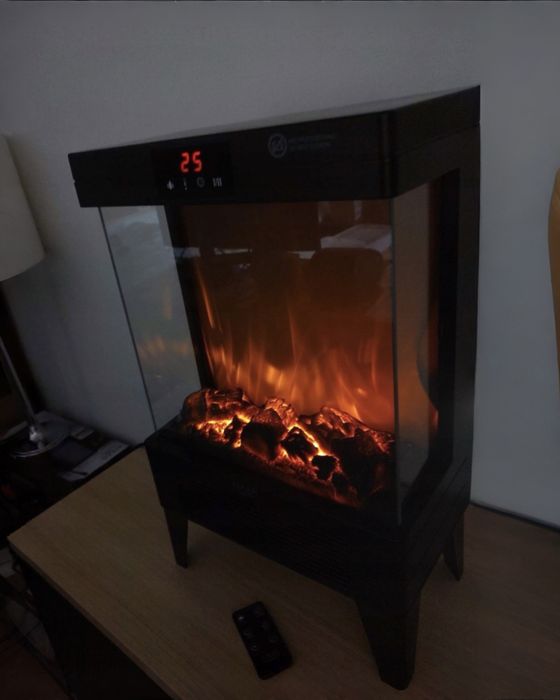 NOWY Kominek Grzejnik Elektryczny Wolnostojący Cichy Pilot Płomień LED