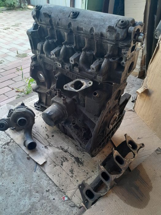 Двигатель 1,9 Опель виваро