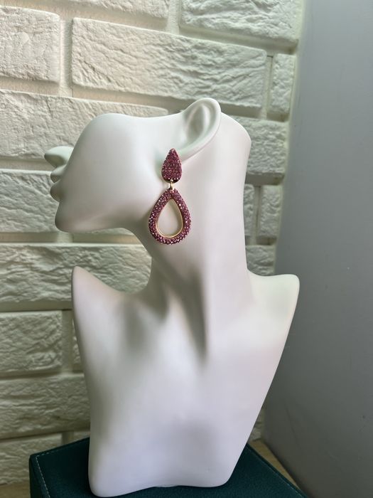 Nowe kolczyki (różowy diament)