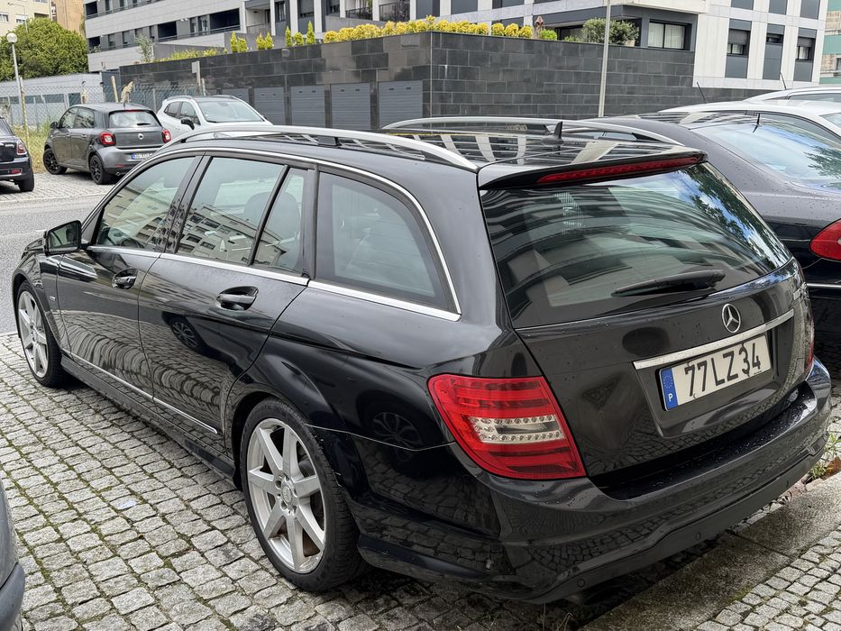 Carrinha Mercedes C220 AMG