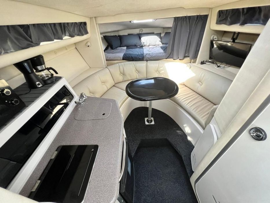 Jacht Motorowy Chaparral 12m Silnik 250KM BRP Solary Możliwa Zamiana