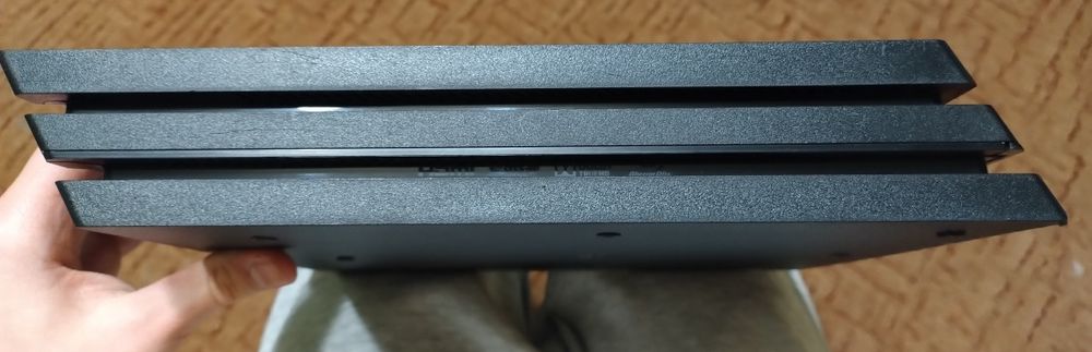 PS4 Pro cuh-7216b BLOD