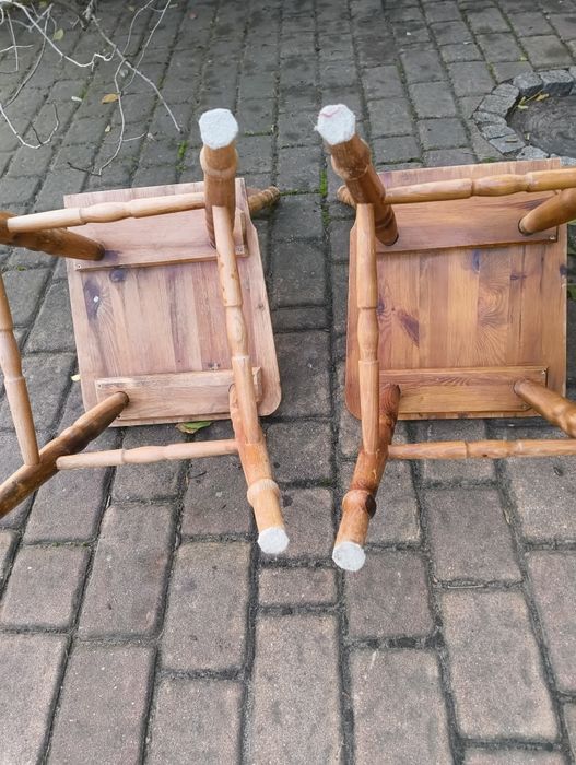 Drewniane krzesła PRL-U