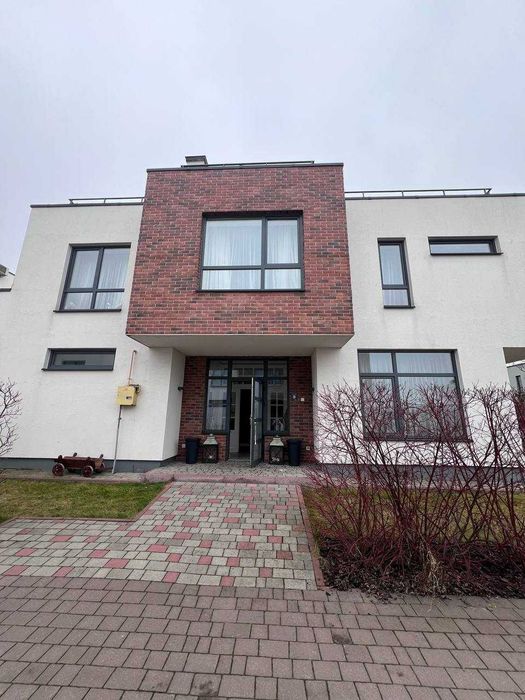 Продаж котеджу у с. Липники в котеджному містечку "Липові Роси"