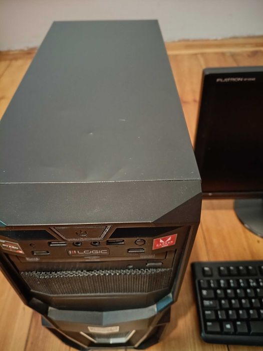 Zestaw komputer, monitor, klawiatura