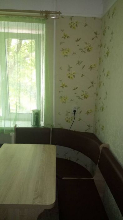 Сдаю хорошую квартиру по ул Соборная 2этаж со всеми удобствами