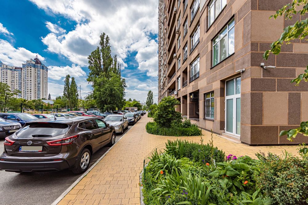 Акція ! Посуточно почасово кв центр Лівобережної МВЦ Комод