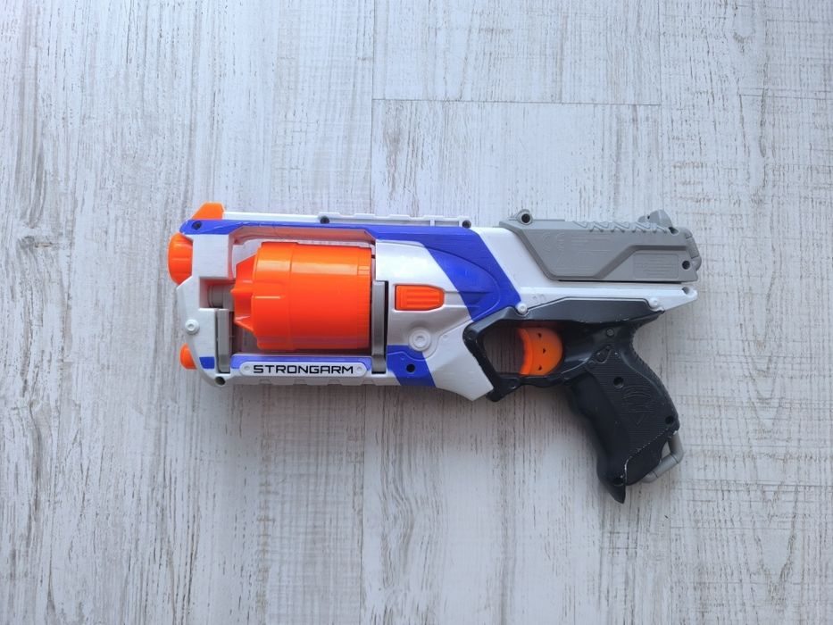 Pistolet zabawkowy Nerf N-Strike Strongarm Elite