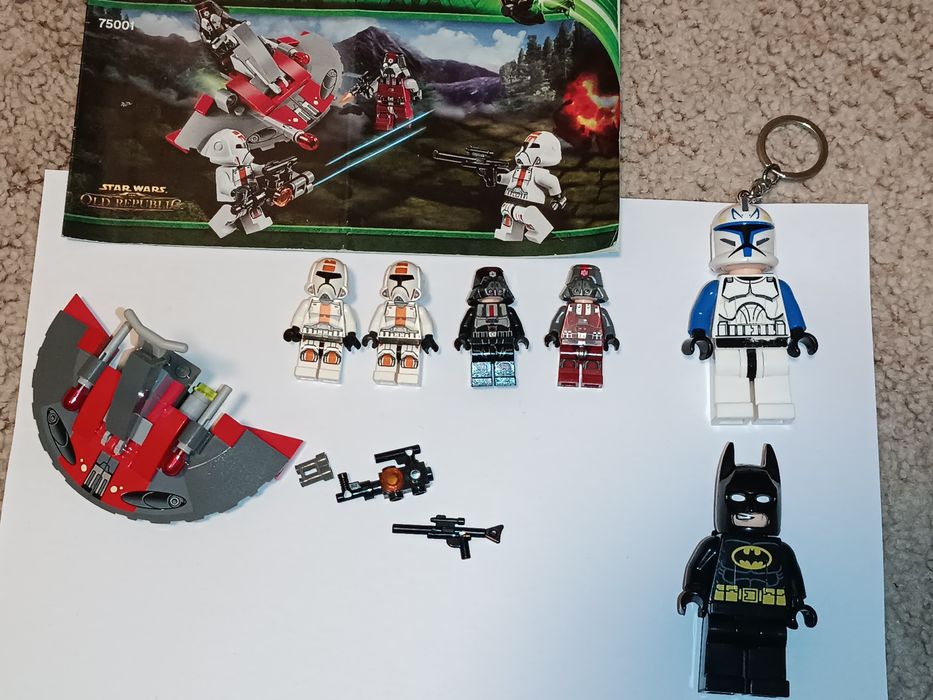 Колекційне LEGO Star Wars 75001 Батл-пак Брелоки-ліхтарики Captain Rex та Batman
