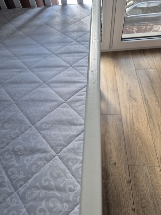 Łóżeczko dziecięce,materac , przewijak bardzo dobry stan