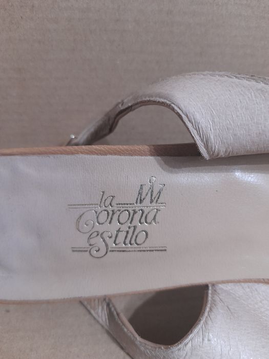 Sapatos de Verão para senhora da marca La Corona