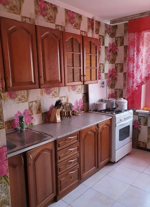 Здам трикімнатну квартиру 9 мікрорайон