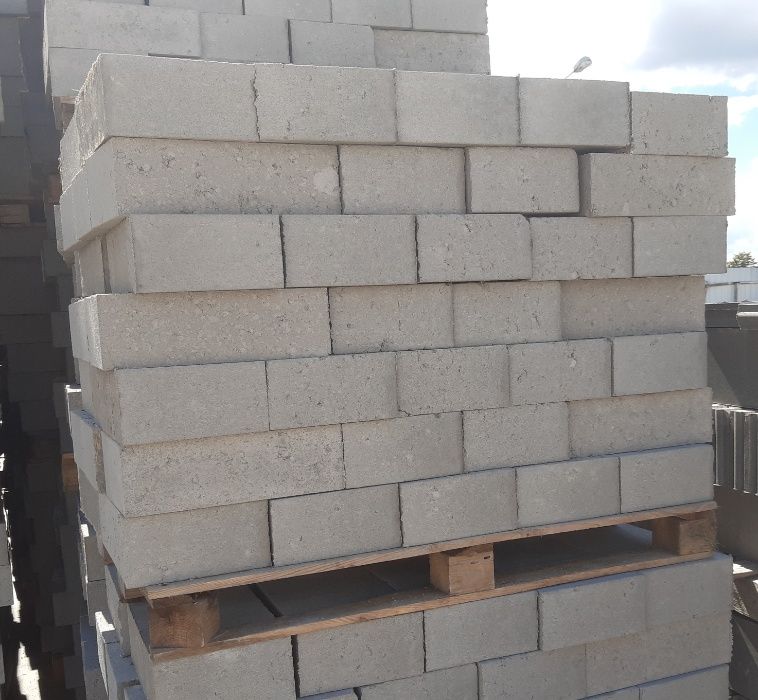 Bloczki betonowe 38x24x12