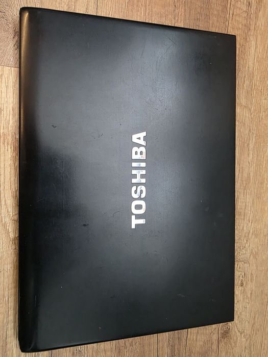 Laptop toshiba r930, core i3 dysk ssd, diagnostyka