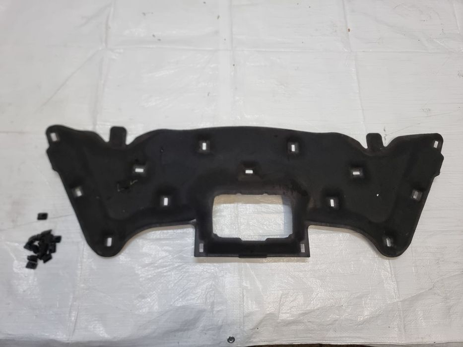 WYGŁUSZENIE MASKI PODBITKA FORD KUGA MK2 LIFT