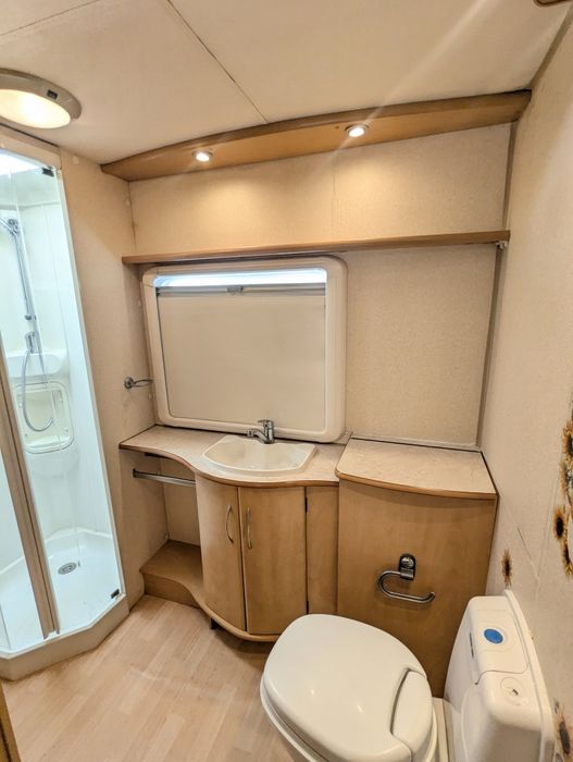 RESERVADA, Caravana Rodado duplo  ,Cama fixa  / 4 pessoas/levo ao loc