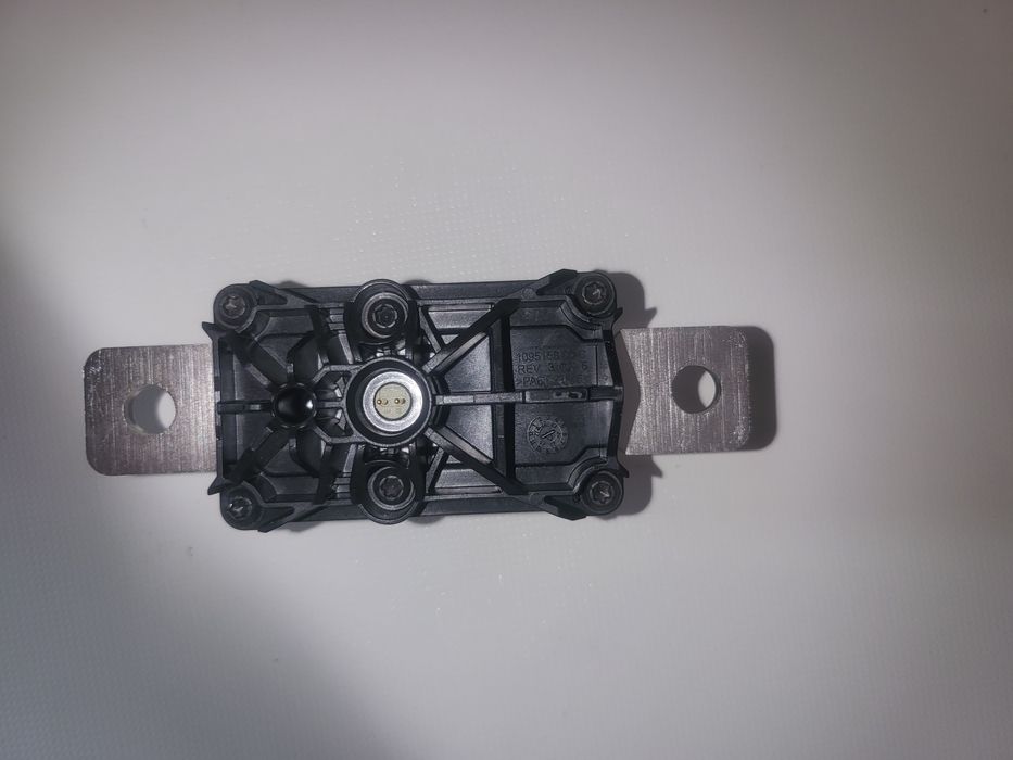 Піропатрон. Оригінал. Тесла. Tesla model 3 y у. Пиропатрон. Европа.