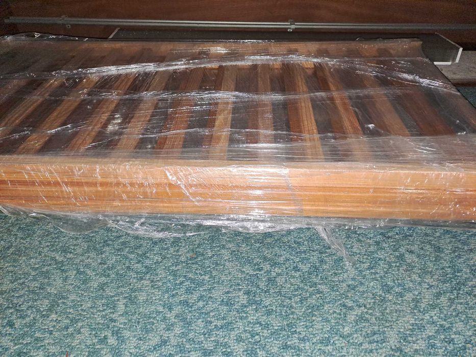 Cama de grades com colchão
