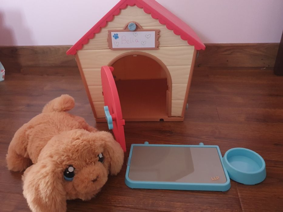 Pies Piesek z domkiem buda. Little Live Pets.
