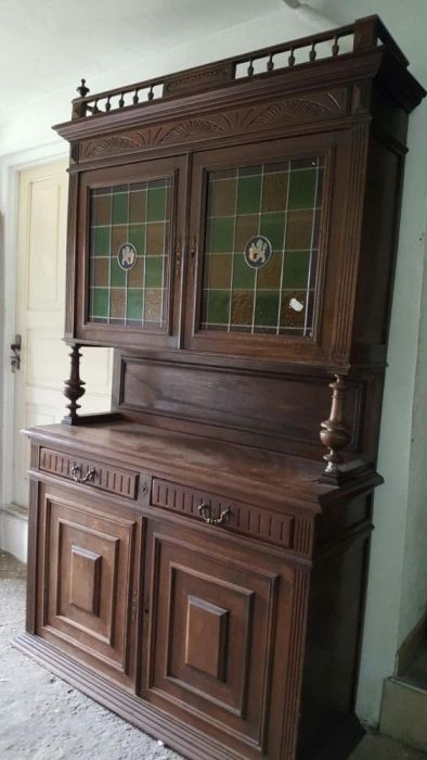 Piękny kredens-antyk