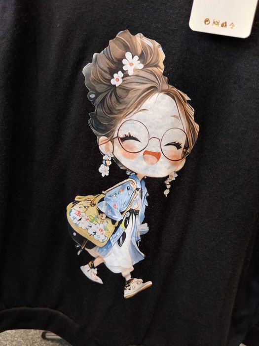 Zapraszam! Nowa bluzka z dziewczynką