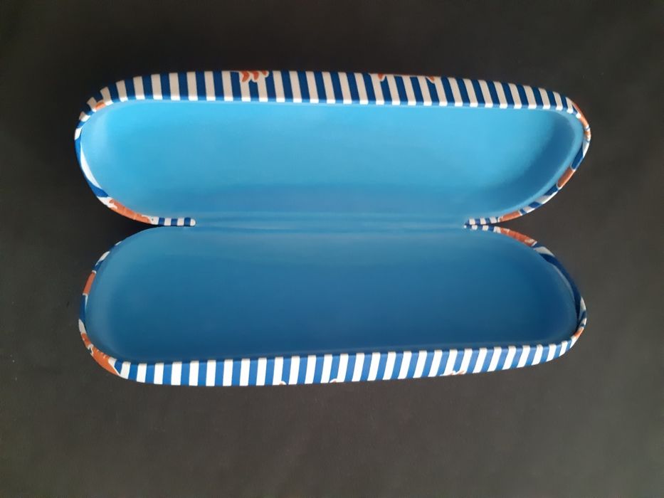 Etui na okulary Nowe w raczki