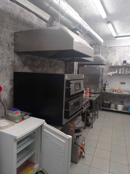 Продаж окремого приміщення у центрі Харкова 1126м2...