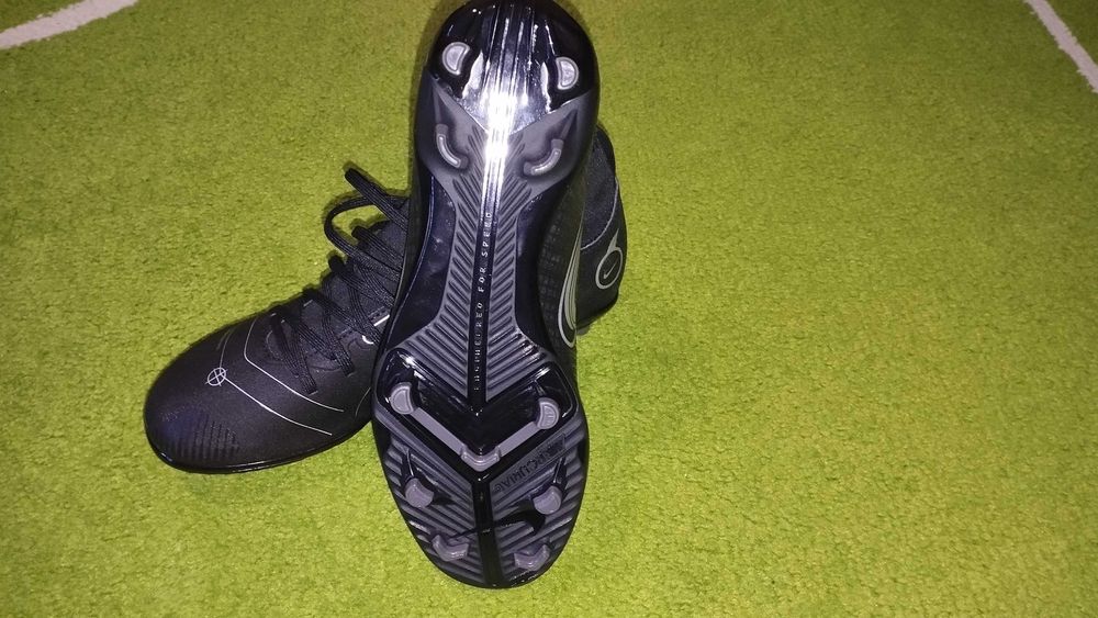 Nowe korki Nike Superfly 8 Club FG lanki r. 38,5