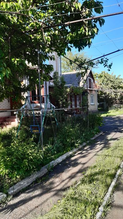 Будинок цегляний