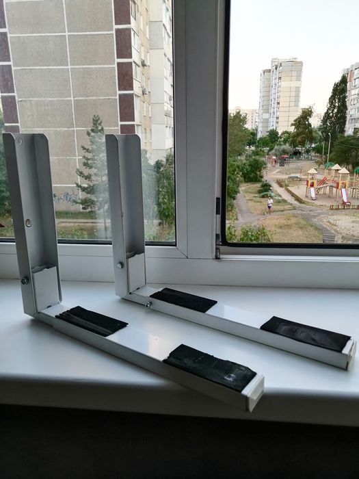 Кронштейн для техники.