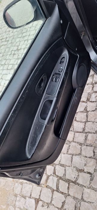 Mitsubishi carisma 1.3 classic gasolina