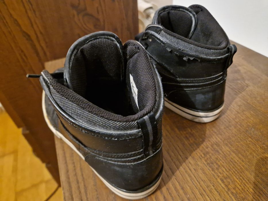 Ténis / Sapatilhas Nike - Tamanho 42