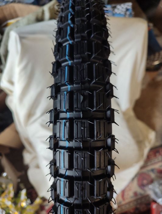 Покришка 2.75-17 різні протектори,6 слойна, гарна якiсть