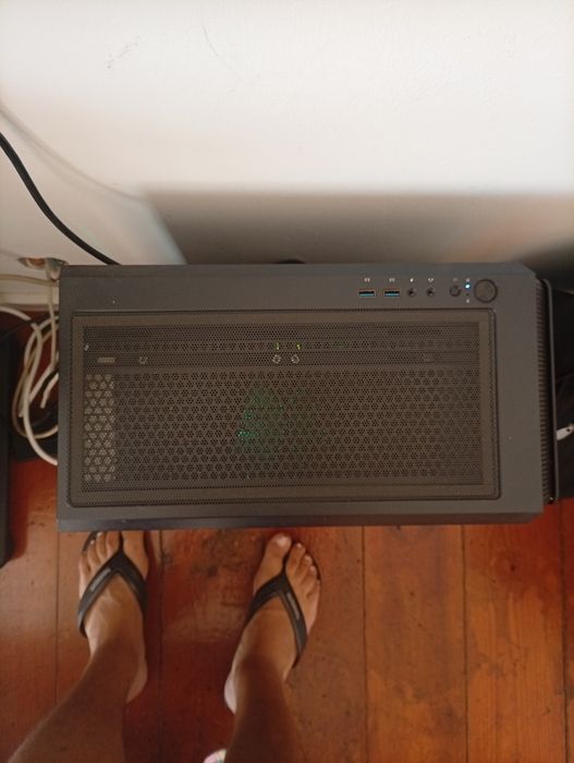 Computador completo chegar e ligar