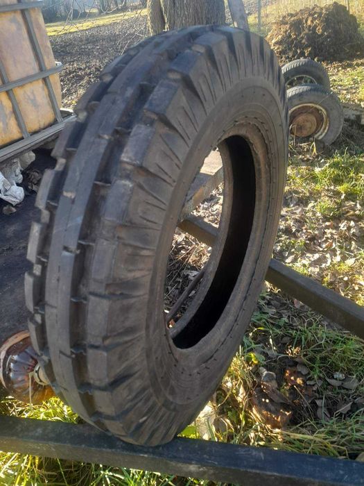 шина на трактор Т16 - Т25 5.50 - 16