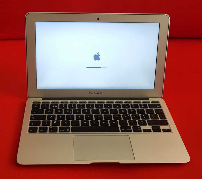 MacBook  Air 11Completamente Novo, com apenas 50 Ciclos de bateria