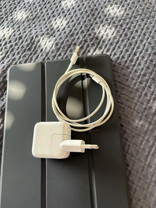 iPad geração 6 Wi-Fi (32GB)