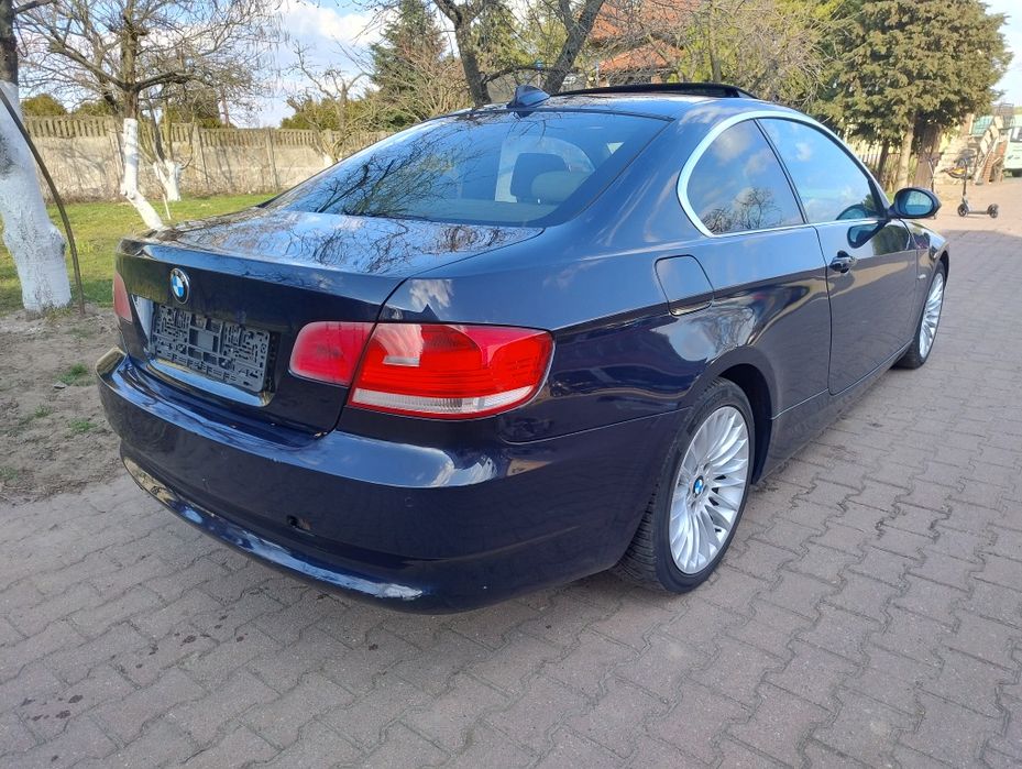 E92 coupe 325i z Niemiec uszkodzona